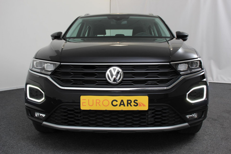 Volkswagen T-Roc 1.5 TSI 150pk DSG Sport Plus | Navigatie | Climate Control | Cruise control adaptief | Camera | Parkeer sensoren | Electrisch bedienbare achterklep| Lichtmetalen Velgen