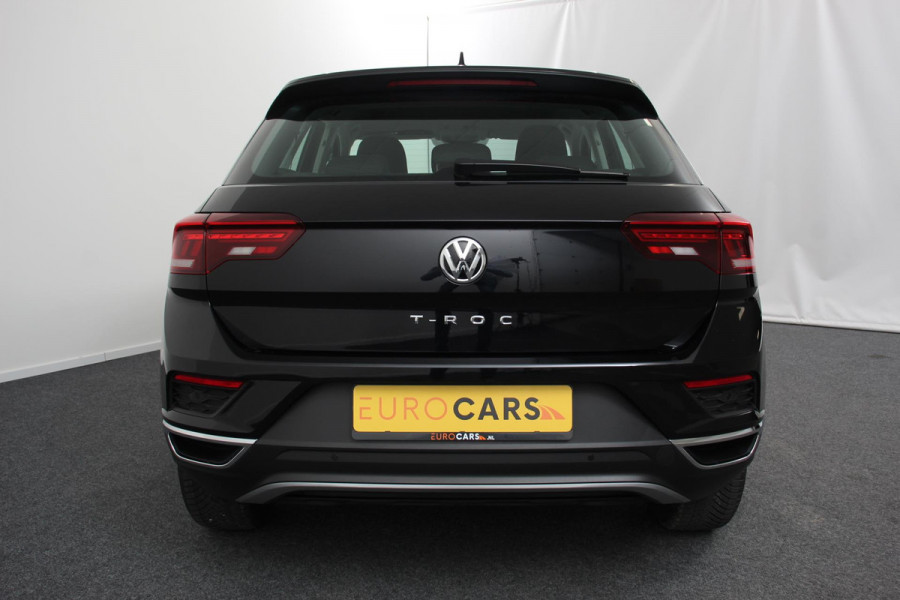 Volkswagen T-Roc 1.5 TSI 150pk DSG Sport Plus | Navigatie | Climate Control | Cruise control adaptief | Camera | Parkeer sensoren | Electrisch bedienbare achterklep| Lichtmetalen Velgen