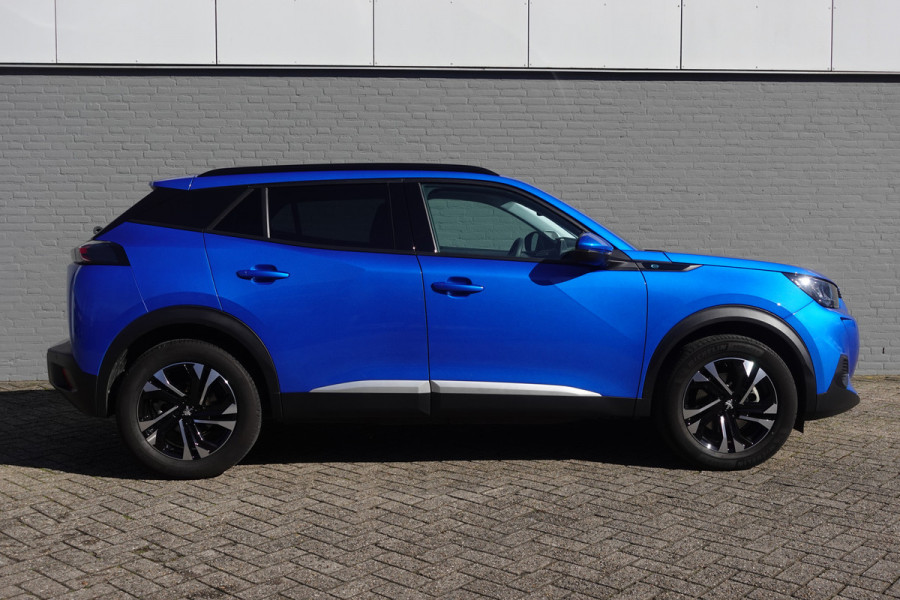 Peugeot e-2008 EV Allure 50 kWh | NAV | A. CAM | LED | CLIMA | 3- FASE - €18.950,00 RIJKLAAR!