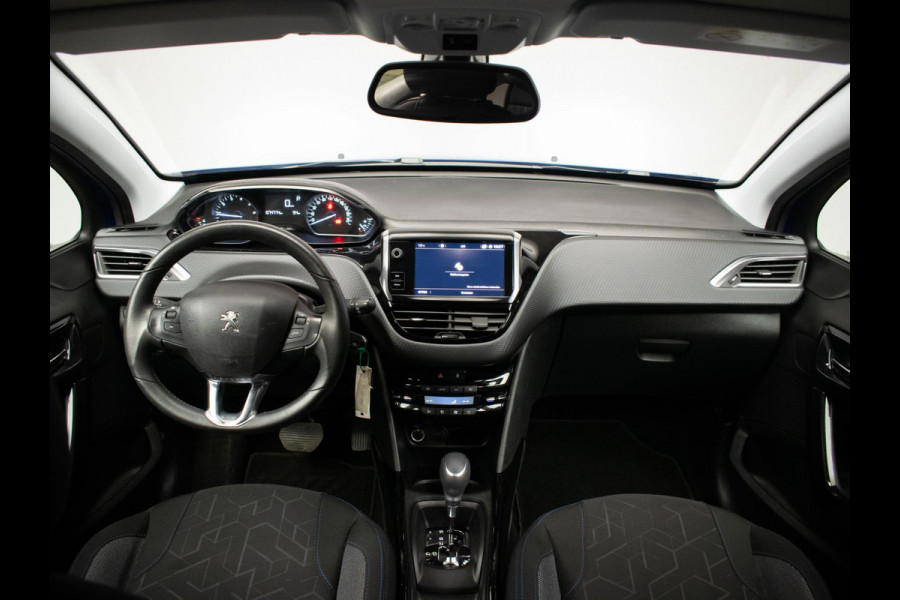 Peugeot 2008 1.2 PureTech Signature Sport (APPLE CARPLAY,NAVI,CRUISE,PDC,LED,LEDER,SPORTSTOELEN,GETINT,LM VELGEN,NETTE STAAT)