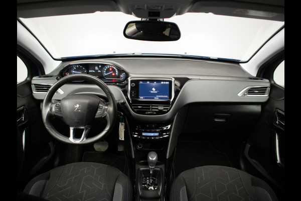 Peugeot 2008 1.2 PureTech Signature Sport (APPLE CARPLAY,NAVI,CRUISE,PDC,LED,LEDER,SPORTSTOELEN,GETINT,LM VELGEN,NETTE STAAT)