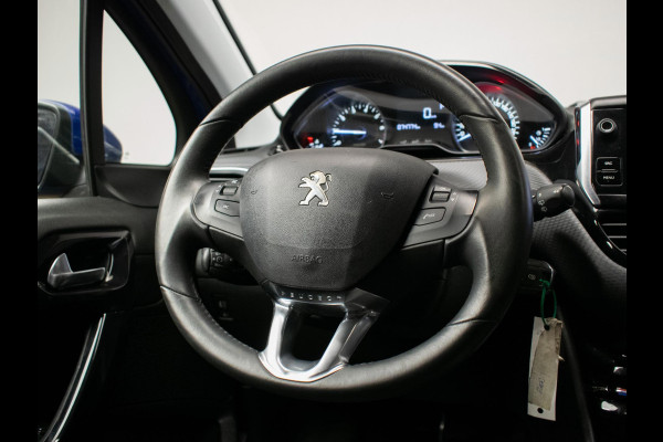 Peugeot 2008 1.2 PureTech Signature Sport (APPLE CARPLAY,NAVI,CRUISE,PDC,LED,LEDER,SPORTSTOELEN,GETINT,LM VELGEN,NETTE STAAT)