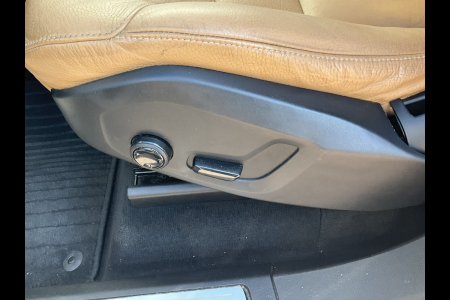 Volvo XC90 VAN Grijs kenteken Navi Cam Stoelverw. Trekhaak Leer