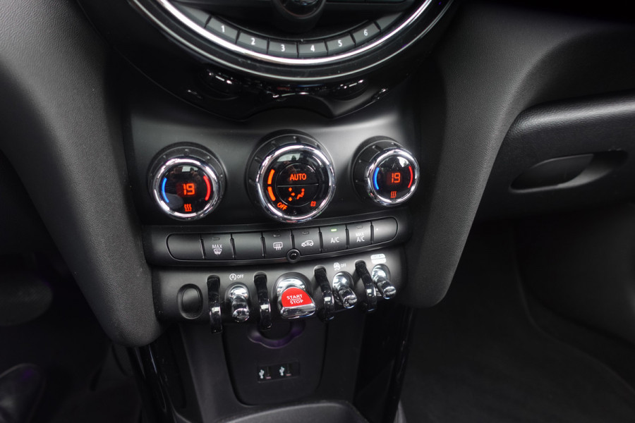 MINI Mini 2.0 Cooper S Chili | Automaat | Nav | Clima | Pano dak | Led | Achteruitrijcamera