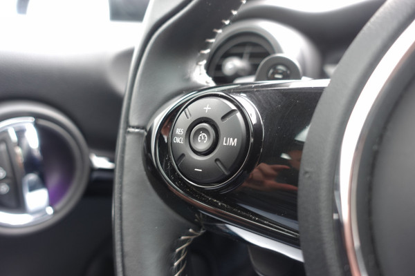 MINI Mini 2.0 Cooper S Chili | Automaat | Nav | Clima | Pano dak | Led | Achteruitrijcamera