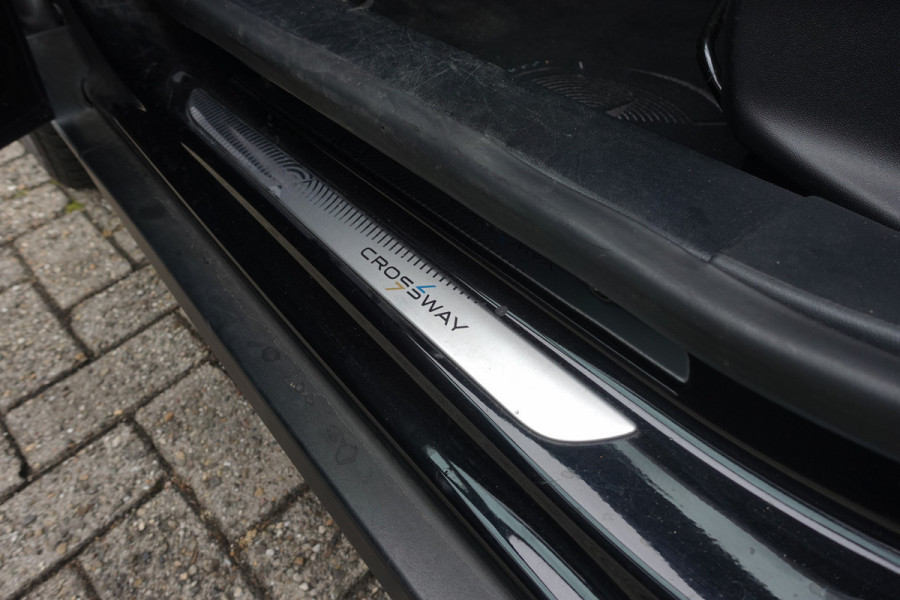 Peugeot 2008 1.2 PureTech Allure - Crossway | Nav | Pano dak | Clima | 17 Lmv | Goed onderhouden