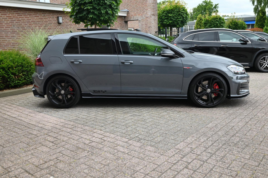 Volkswagen Golf 2.0 TSI GTI TCR | 290PK | PANO | CAMERA | VIRTUAL | PURE GREY | Adaptive | Keyless | 19'' |