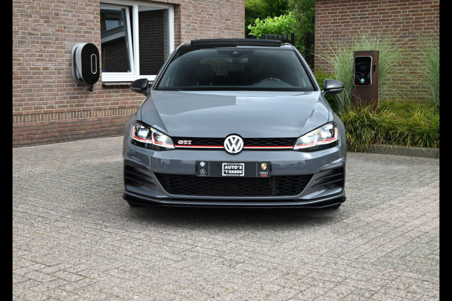Volkswagen Golf 2.0 TSI GTI TCR | 290PK | PANO | CAMERA | VIRTUAL | PURE GREY | Adaptive | Keyless | 19'' |