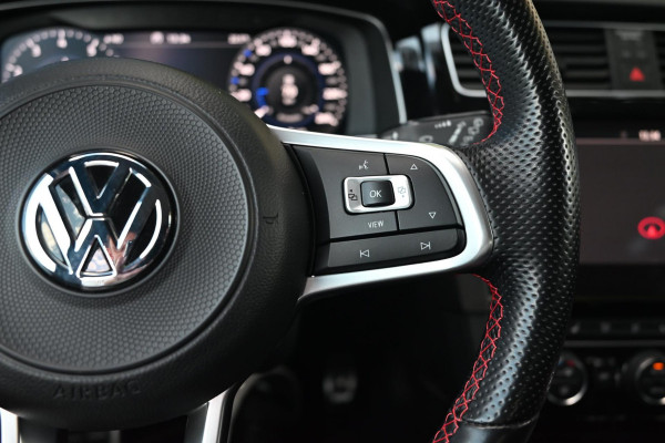 Volkswagen Golf 2.0 TSI GTI TCR | 290PK | PANO | CAMERA | VIRTUAL | PURE GREY | Adaptive | Keyless | 19'' |