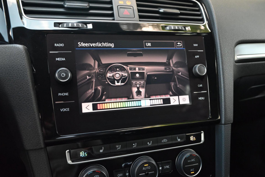 Volkswagen Golf 2.0 TSI GTI TCR | 290PK | PANO | CAMERA | VIRTUAL | PURE GREY | Adaptive | Keyless | 19'' |