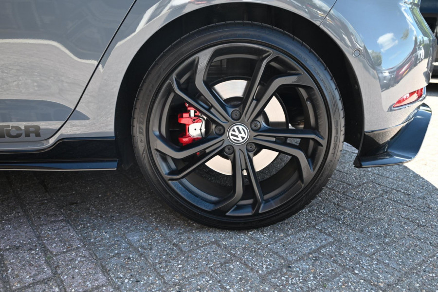 Volkswagen Golf 2.0 TSI GTI TCR | 290PK | PANO | CAMERA | VIRTUAL | PURE GREY | Adaptive | Keyless | 19'' |