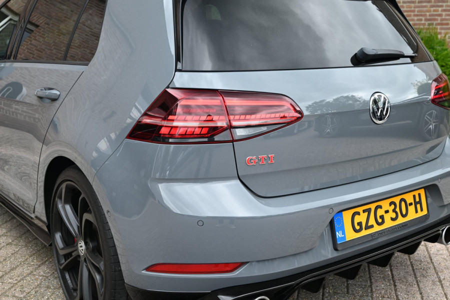 Volkswagen Golf 2.0 TSI GTI TCR | 290PK | PANO | CAMERA | VIRTUAL | PURE GREY | Adaptive | Keyless | 19'' |