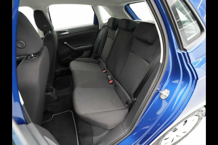 Volkswagen Polo 1.0 MPI 80pk Polo Airco Cruise Pdc Lane Front Assist