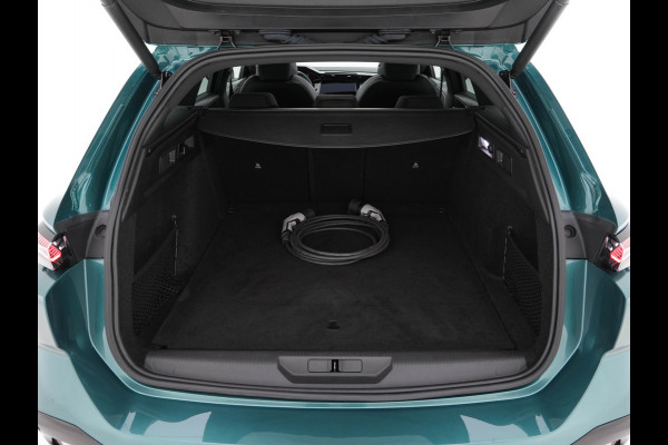 Peugeot 308 SW 1.6 HYbrid 180 GT-Sport-Pack Business (INCL-BTW) Aut. *PANO | LEATHER-MICROFIBRE | MATRIX-LED | TOPVIEW | MEMORY-PACK | ADAPTIVE-CRUISE | BLINDSPOT | DIGI-COCKPIT | HEATED-SPORTSEATS | KEYLESS | LANE-ASSIST | NAVI-FULLMAP | ...