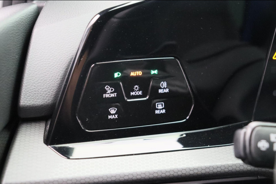 Volkswagen Golf 1.4 eHybrid GTE Apple/Carplay Adaptieve/Cruise Stoelverwarming