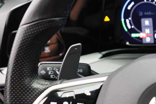 Volkswagen Golf 1.4 eHybrid GTE Apple/Carplay Adaptieve/Cruise Stoelverwarming