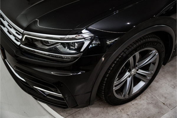 Volkswagen Tiguan 1.4 TSI ACT Highline R-Line 150PK NL AUTO+NAP+1e Eigenaar | Pano | Navi | Virtual
