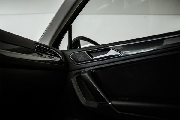 Volkswagen Tiguan 1.4 TSI ACT Highline R-Line 150PK NL AUTO+NAP+1e Eigenaar | Pano | Navi | Virtual