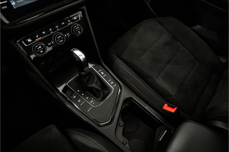 Volkswagen Tiguan 1.4 TSI ACT Highline R-Line 150PK NL AUTO+NAP+1e Eigenaar | Pano | Navi | Virtual