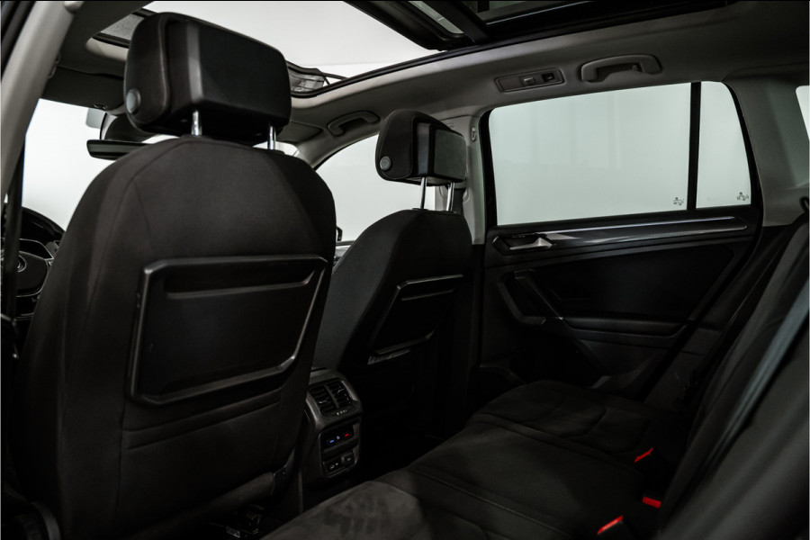 Volkswagen Tiguan 1.4 TSI ACT Highline R-Line 150PK NL AUTO+NAP+1e Eigenaar | Pano | Navi | Virtual