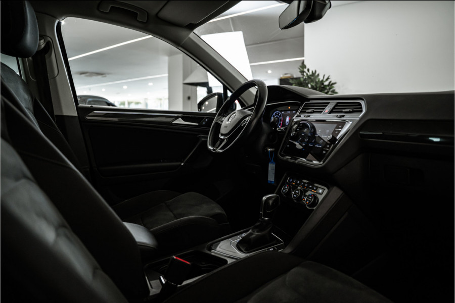 Volkswagen Tiguan 1.4 TSI ACT Highline R-Line 150PK NL AUTO+NAP+1e Eigenaar | Pano | Navi | Virtual