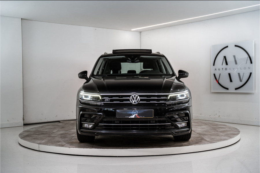 Volkswagen Tiguan 1.4 TSI ACT Highline R-Line 150PK NL AUTO+NAP+1e Eigenaar | Pano | Navi | Virtual