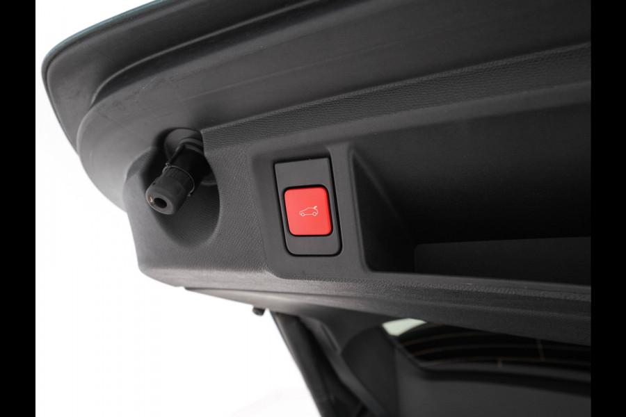 Peugeot 308 SW 1.6 HYbrid 180 GT-Sport-Pack Business (INCL-BTW) Aut. *PANO | LEATHER-MICROFIBRE | MATRIX-LED | TOPVIEW | MEMORY-PACK | ADAPTIVE-CRUISE | BLINDSPOT | DIGI-COCKPIT | HEATED-SPORTSEATS | KEYLESS | LANE-ASSIST | NAVI-FULLMAP | ...