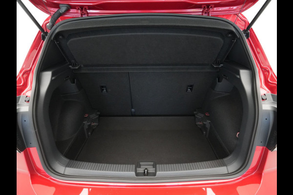 Volkswagen T-Cross 1.5 TSI 150pk DSG R-Line Business Navi via App Camera Stoelverwarming Acc 276
