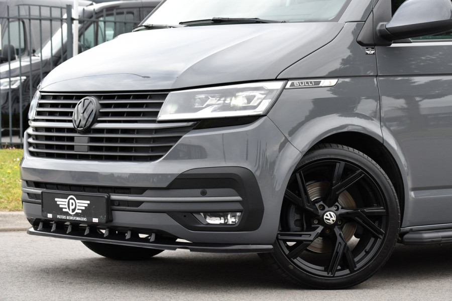 Volkswagen Transporter 2.0 TDI L2H1 32 DC Bulli Virtual, Adaptieve Cruise, Carplay, Automaat, 199pk, LED, Leder, Trekhaak, BOM VOL!