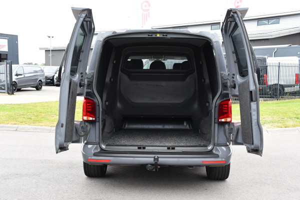 Volkswagen Transporter 2.0 TDI L2H1 32 DC Bulli Virtual, Adaptieve Cruise, Carplay, Automaat, 199pk, LED, Leder, Trekhaak, BOM VOL!