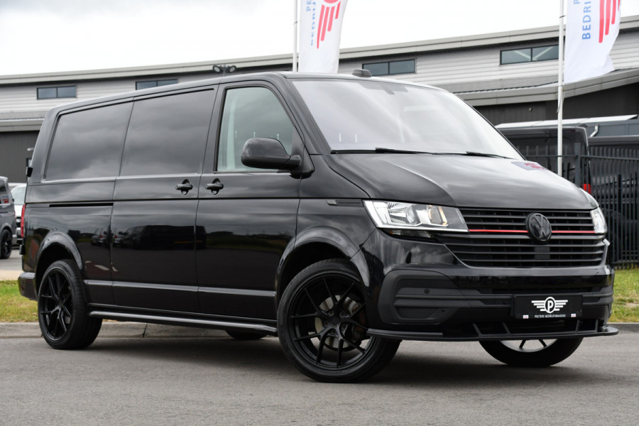 Volkswagen Transporter 2.0 TDI L2H1 30 Black Edition Adaptieve Cruise, Camera, Carplay, 150PK, 2 x Schuifdeur, Multimedia, Sensoren, Automaat, Uniek!