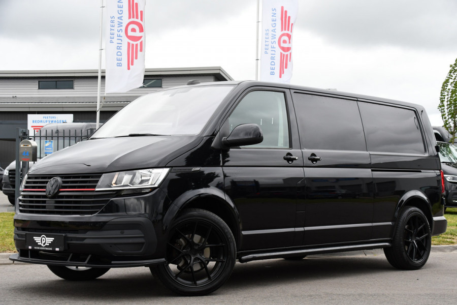 Volkswagen Transporter 2.0 TDI L2H1 30 Black Edition Adaptieve Cruise, Camera, Carplay, 150PK, 2 x Schuifdeur, Multimedia, Sensoren, Automaat, Uniek!