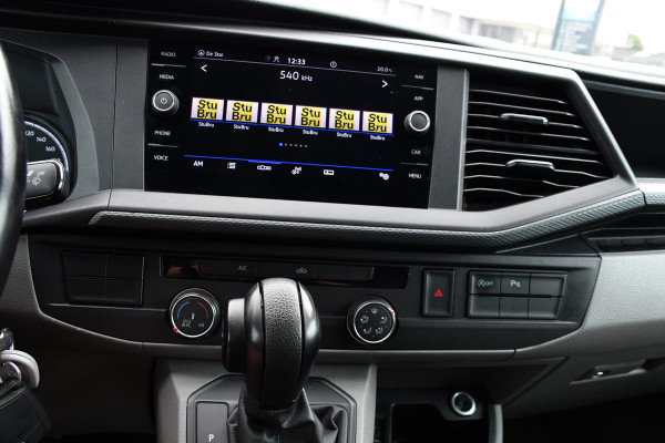 Volkswagen Transporter 2.0 TDI L2H1 30 Black Edition Adaptieve Cruise, Camera, Carplay, 150PK, 2 x Schuifdeur, Multimedia, Sensoren, Automaat, Uniek!