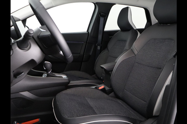 Renault Captur 1.6 E-Tech Plug-in Hybrid 160 Intens Two-Tone Automaat | Navigatie | Trekhaak | Camera |