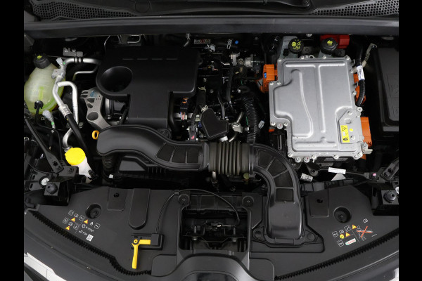 Renault Captur 1.6 E-Tech Plug-in Hybrid 160 Intens Two-Tone Automaat | Navigatie | Trekhaak | Camera |
