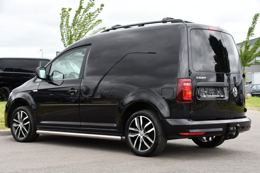 Volkswagen Caddy 2.0 TDI L1H1 Highline Cruise, Carplay, Stoelverwarming, LED, Standkachel, Leder, 102PK, Automaat, Multimedia, Uniek!