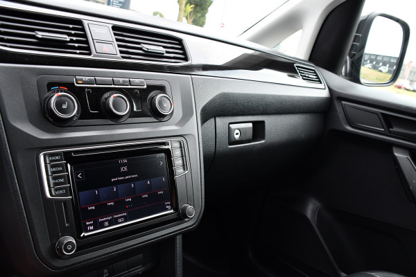 Volkswagen Caddy 2.0 TDI L1H1 Highline Cruise, Carplay, Stoelverwarming, LED, Standkachel, Leder, 102PK, Automaat, Multimedia, Uniek!