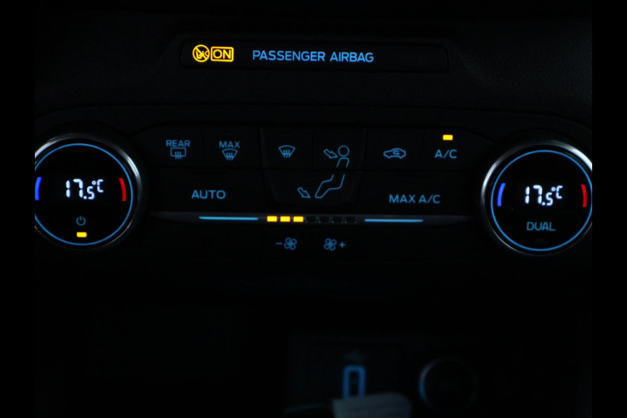 Ford FOCUS Wagon 1.0 EcoBoost ST Line Business | Navigatie | Climate Control | Parkeersensoren |