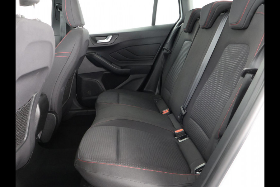Ford FOCUS Wagon 1.0 EcoBoost ST Line Business | Navigatie | Climate Control | Parkeersensoren |