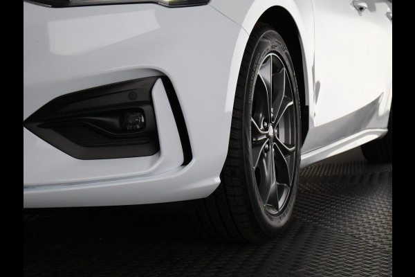 Ford FOCUS Wagon 1.0 EcoBoost ST Line Business | Navigatie | Climate Control | Parkeersensoren |
