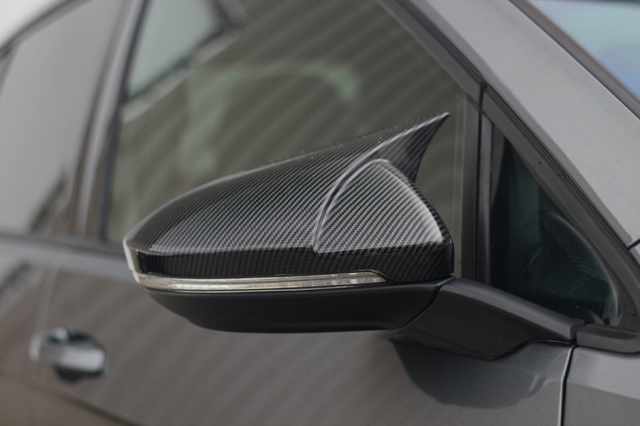 Volkswagen Golf 2.0 TSI 4Motion R | Sterrenhemel | Pano | Forged | Sfeer