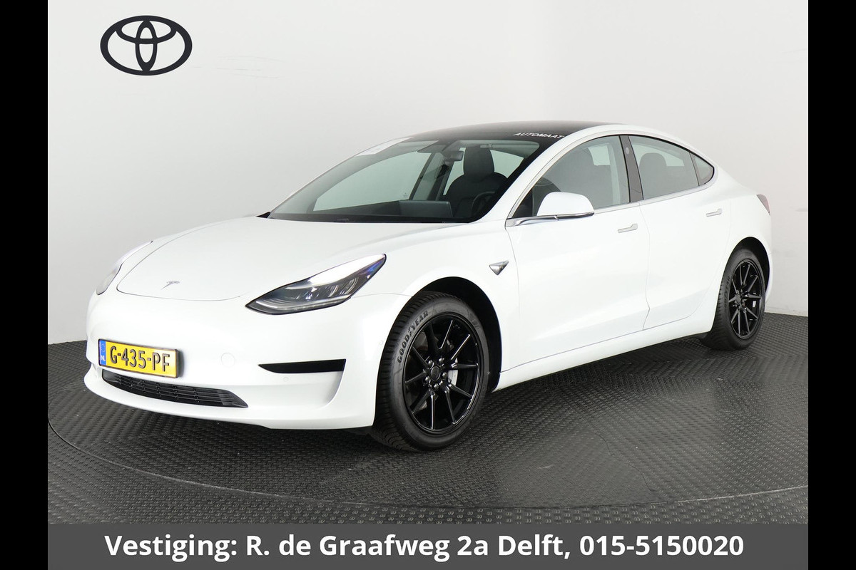 Tesla Model 3 Standard RWD Plus 60 kWh | ACCU 85% | 1e eigenaar | Navigatie | Panoramadak | Camera | Leder | Tesla Model 3 Standard RWD Plus 60 kWh | ACCU 85% | 1e eigenaar | Navigatie | Panoramadak | Camera | Leder |
