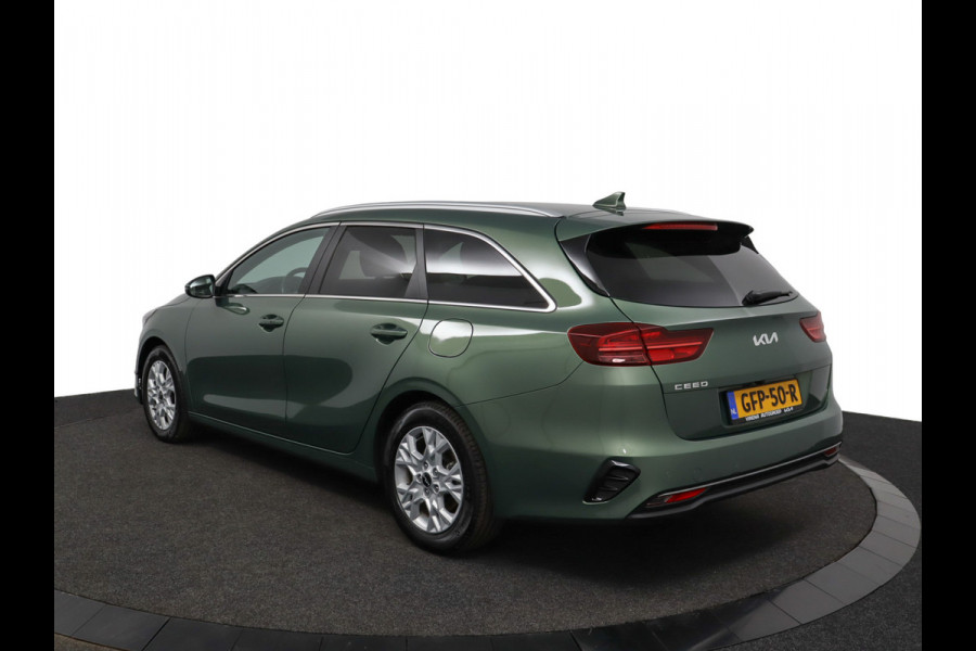 Kia Ceed Sportswagon 1.5 T-GDi DynamicPlusLine Apple Carplay/Android Auto - Cruise Control Adaptief - Dodehoekdetectie - Navigatie - Stuur/Stoelverwarming - Fabrieksgarantie tot 07-2031