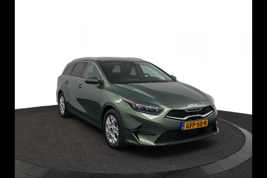 Kia Ceed Sportswagon 1.5 T-GDi DynamicPlusLine Apple Carplay/Android Auto - Cruise Control Adaptief - Dodehoekdetectie - Navigatie - Stuur/Stoelverwarming - Fabrieksgarantie tot 07-2031