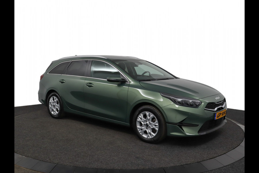 Kia Ceed Sportswagon 1.5 T-GDi DynamicPlusLine Apple Carplay/Android Auto - Cruise Control Adaptief - Dodehoekdetectie - Navigatie - Stuur/Stoelverwarming - Fabrieksgarantie tot 07-2031