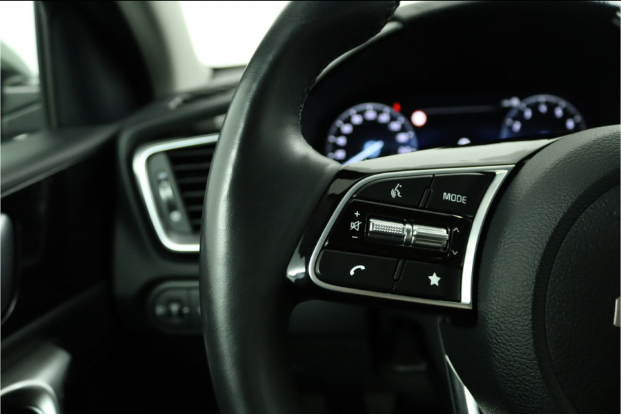 Kia Ceed Sportswagon 1.5 T-GDi DynamicPlusLine Apple Carplay/Android Auto - Cruise Control Adaptief - Dodehoekdetectie - Navigatie - Stuur/Stoelverwarming - Fabrieksgarantie tot 07-2031