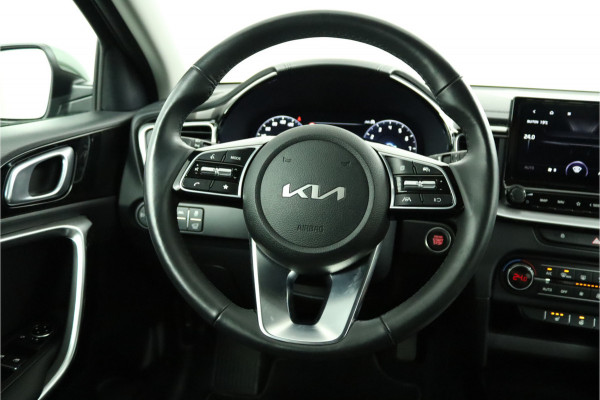 Kia Ceed Sportswagon 1.5 T-GDi DynamicPlusLine Apple Carplay/Android Auto - Cruise Control Adaptief - Dodehoekdetectie - Navigatie - Stuur/Stoelverwarming - Fabrieksgarantie tot 07-2031