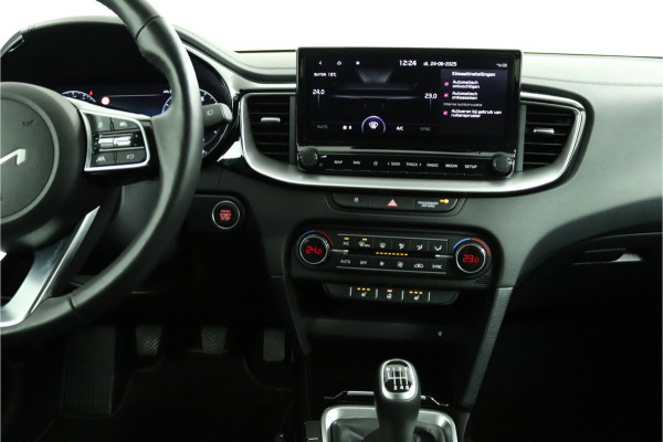 Kia Ceed Sportswagon 1.5 T-GDi DynamicPlusLine Apple Carplay/Android Auto - Cruise Control Adaptief - Dodehoekdetectie - Navigatie - Stuur/Stoelverwarming - Fabrieksgarantie tot 07-2031