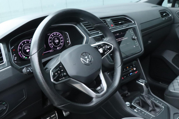 Volkswagen Tiguan 1.5 TSI | 3X R-Line - PANO - FACELIFT - VOL!