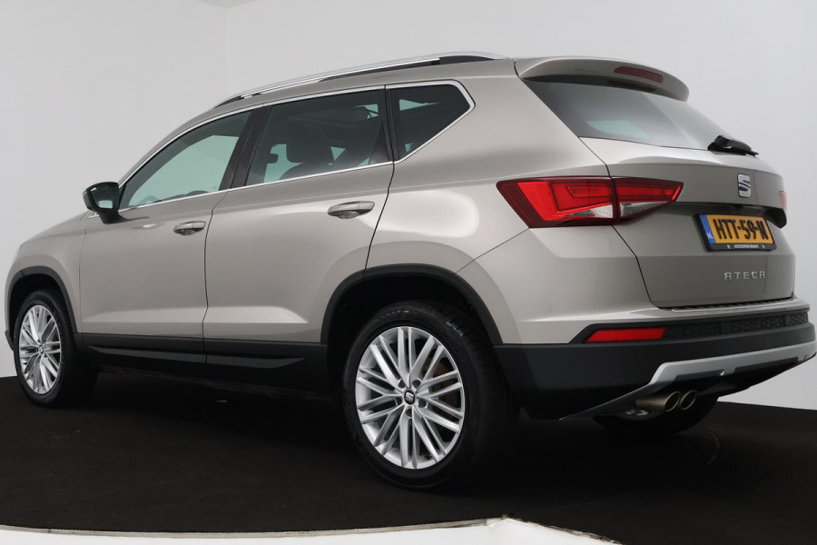Seat Ateca 1.4 EcoTSI Xcellence (PANORAMADAK, NAVIGATIE, ACHTERUITRIJCAMERA, AUTOMAAT, LANE-ASSIST)